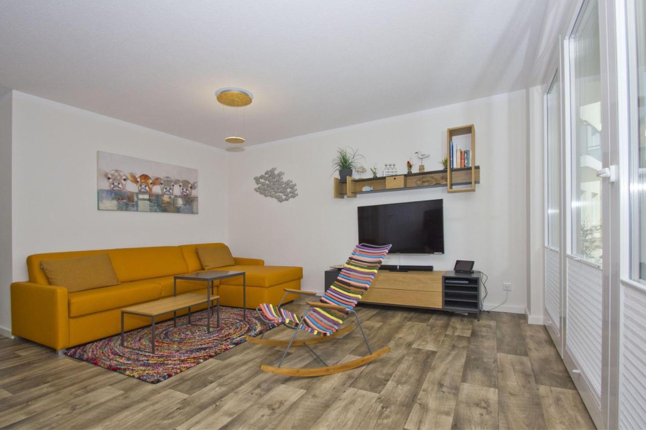 Mit Meerblick Und Terrasse, Gratis Nutzung Vom Ahoi Erlebnisbad Und Sauna In Sellin - Meeresblick Fewo 68 เกอเรน ภายนอก รูปภาพ