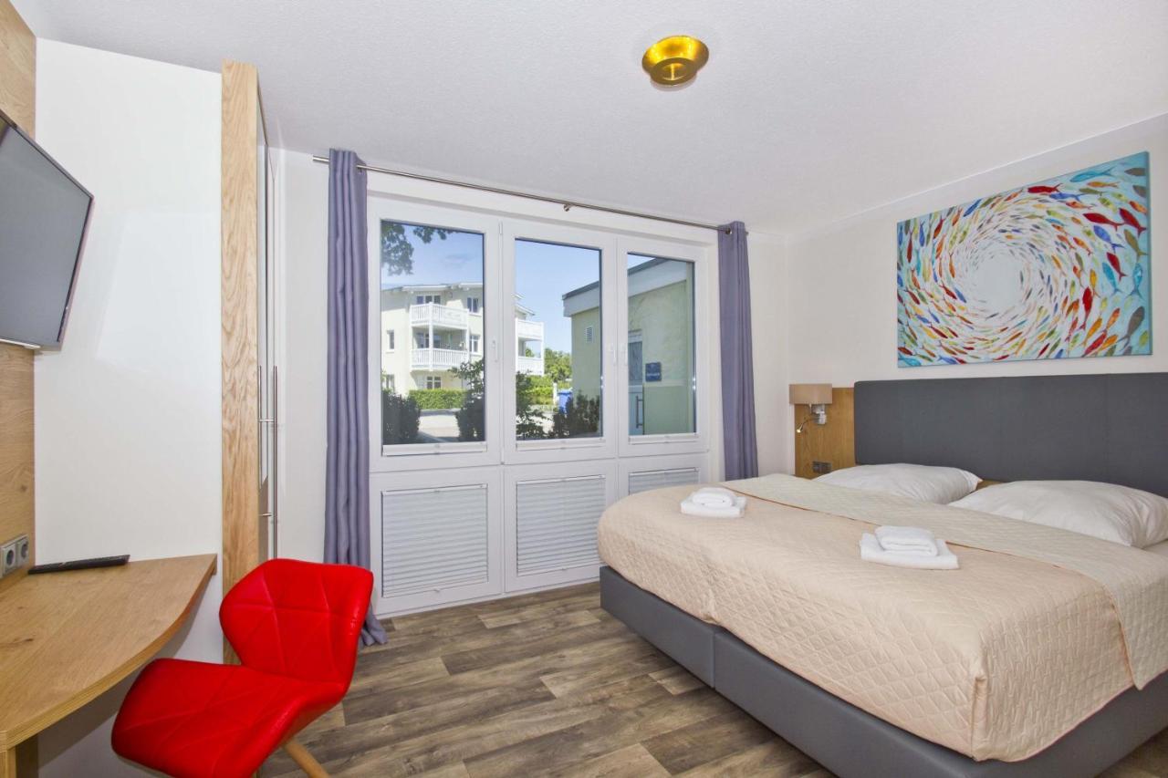 Mit Meerblick Und Terrasse, Gratis Nutzung Vom Ahoi Erlebnisbad Und Sauna In Sellin - Meeresblick Fewo 68 เกอเรน ภายนอก รูปภาพ
